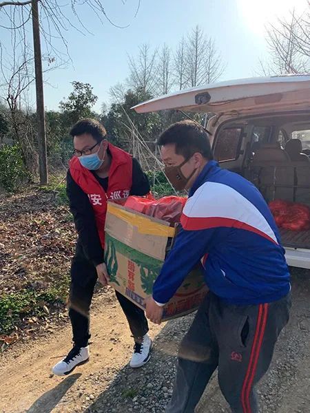 与死刑犯谈话的人：这是我人生中最漫长的十分钟……